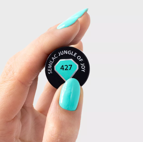 uñas azul claro neón