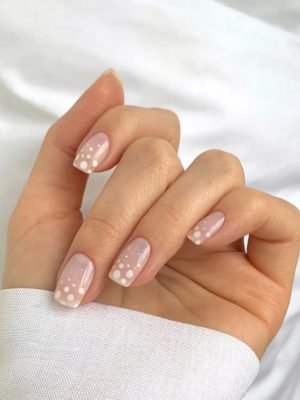 MANICURA RUSA EN POLIGEL EXTENSION EN GEL EN BARCELONA A DOMICILIO