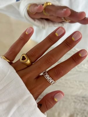 MANICURA PERFECTA A DOMICILIO EN BARCELONA UÑAS