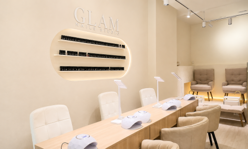 Glam Mitre Local